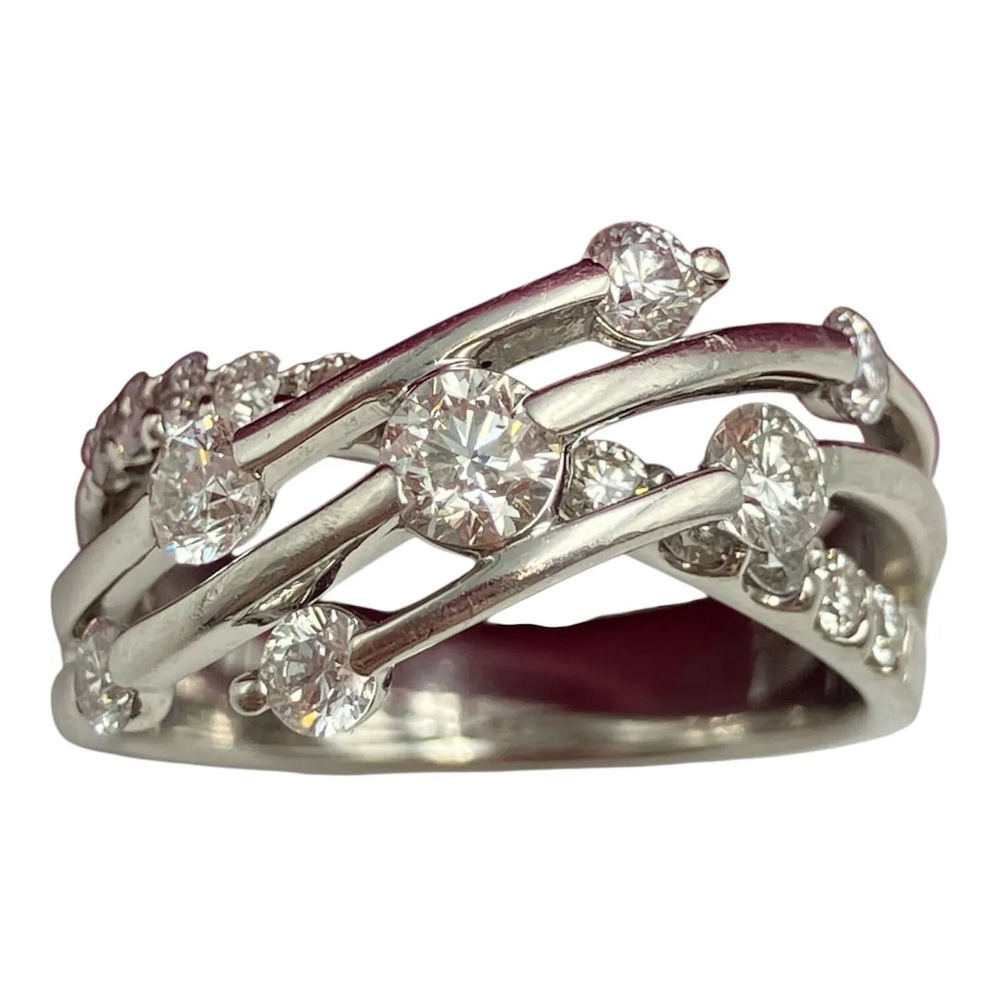 皆様、こんにちは✋🙂